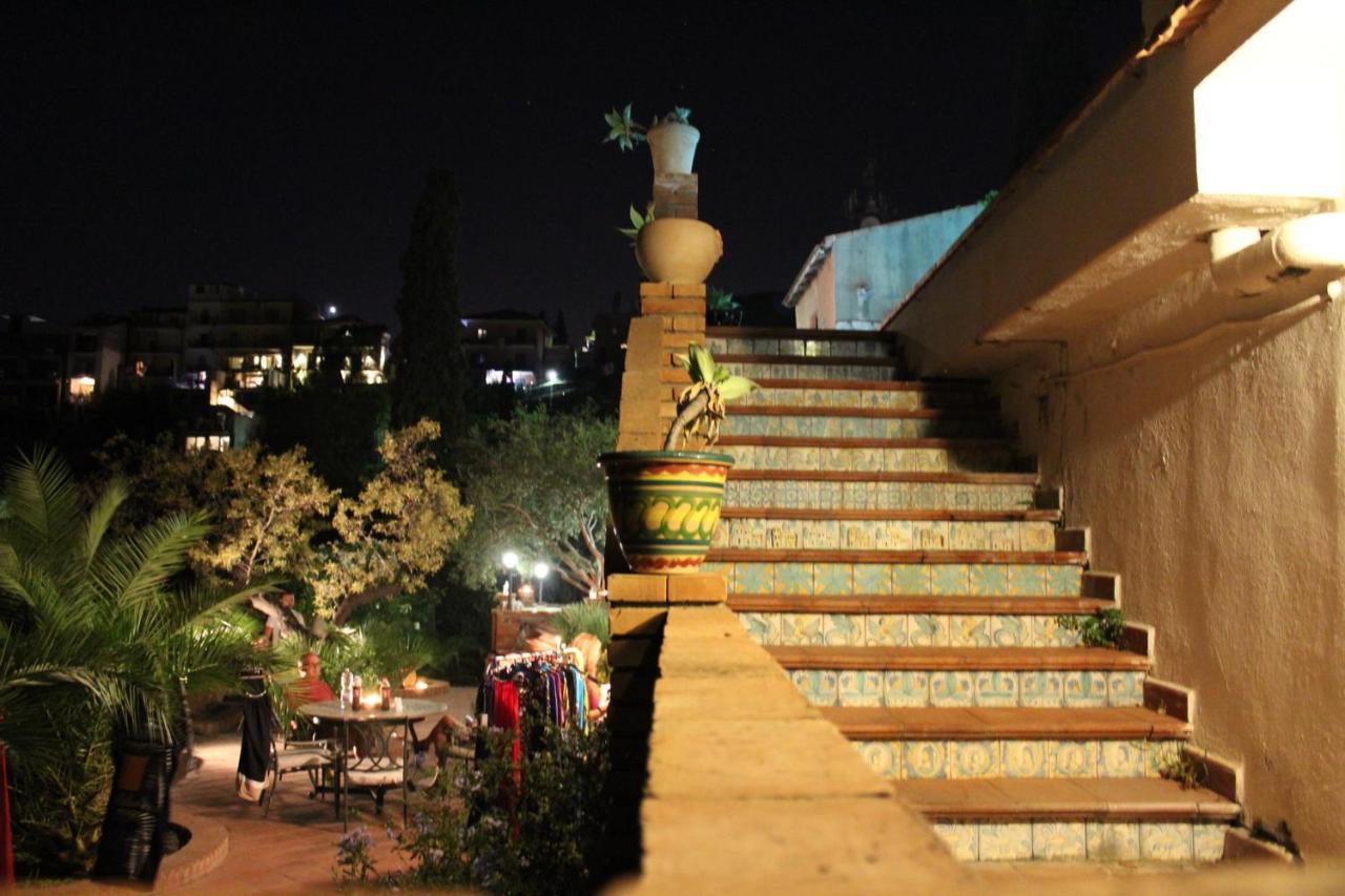 Casa Dei Sogni Taormina Bed & Breakfast Exterior photo