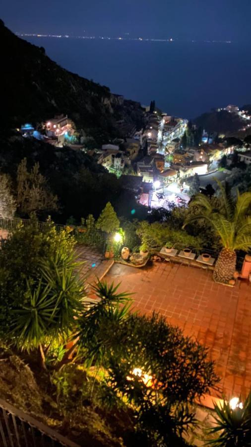 Casa Dei Sogni Taormina Bed & Breakfast Exterior photo
