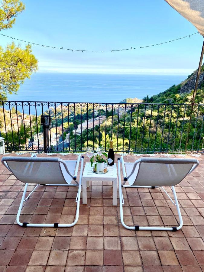 Casa Dei Sogni Taormina Bed & Breakfast Exterior photo